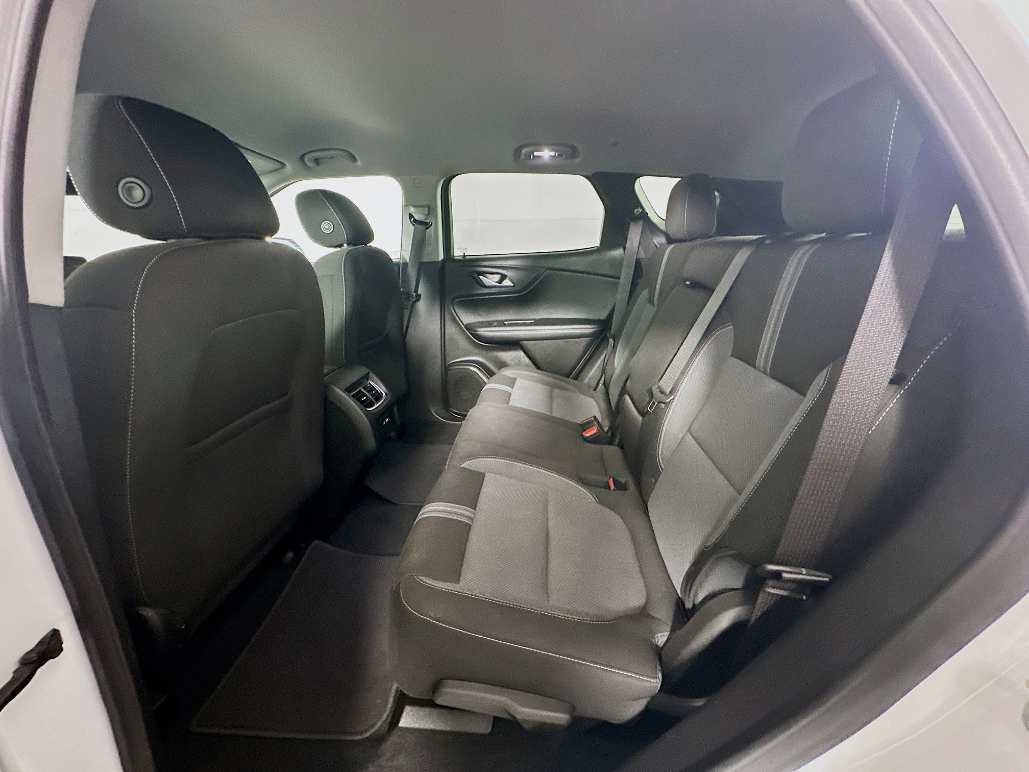 Used 2024 Chevrolet Blazer LT image 26