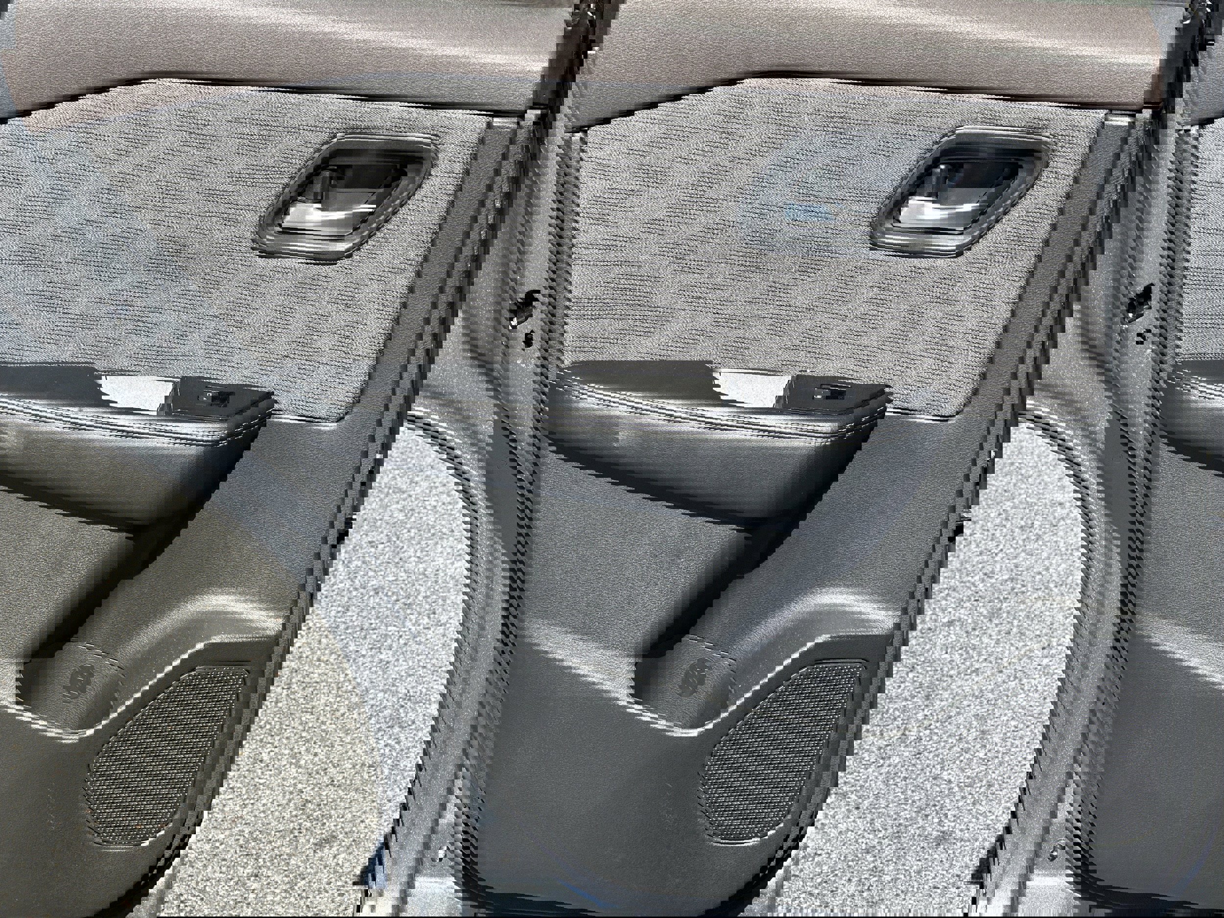 Used 2023 Nissan Rogue SV image 21