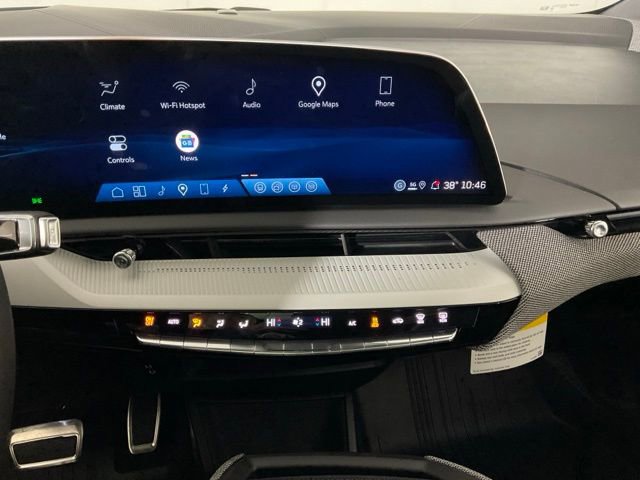 Used 2026 Cadillac Optiq Sport 2 image 20