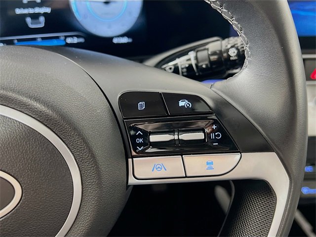 Used 2024 Hyundai Elantra Limited image 34