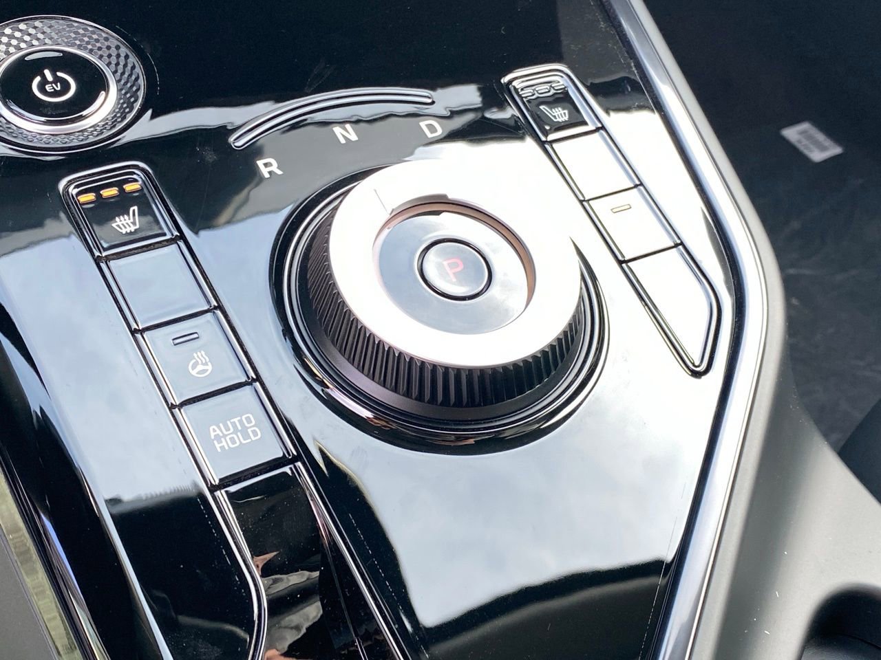 New 2025 Kia Niro Wind w/ Wind Preserve Package image 18