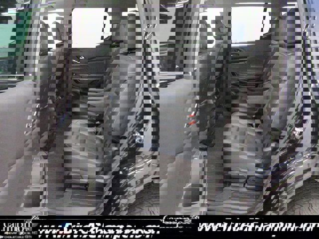 Used 2022 GMC Acadia SLT w/ Technology Package image 20