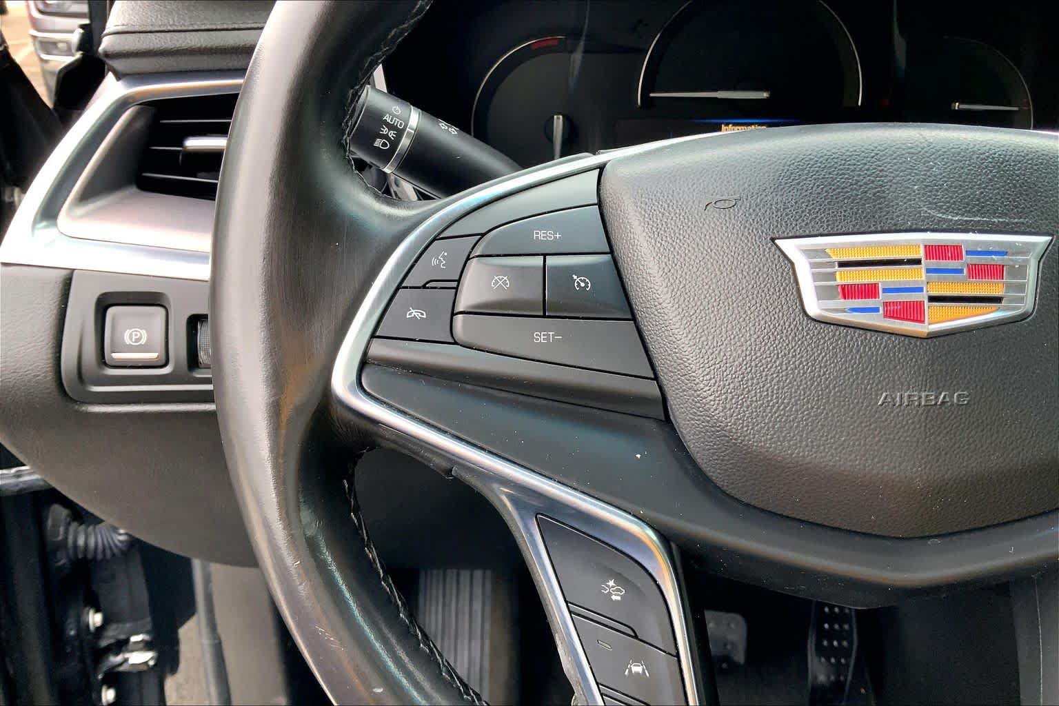 Used 2018 Cadillac XT5 Luxury w/ Driver Awareness Package FWD image 22