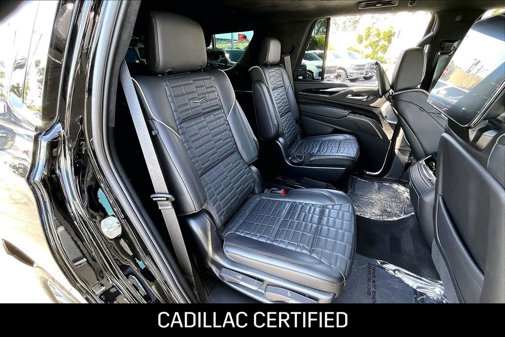 Certified 2023 Cadillac Escalade V AWD/4WD image 18