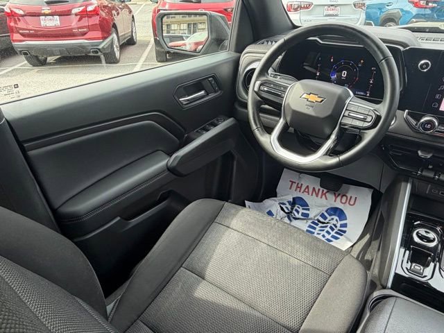 Used 2023 Chevrolet Colorado LT w/ LT Convenience Package II AWD/4WD image 30
