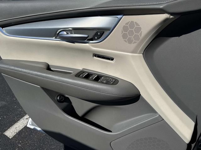 Used 2019 Cadillac XT5 Luxury w/ Advanced Security Package image 15