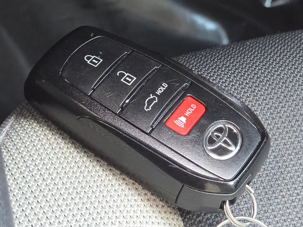 Used 2025 Toyota Corolla LE w/ Convenience Package FWD image 32