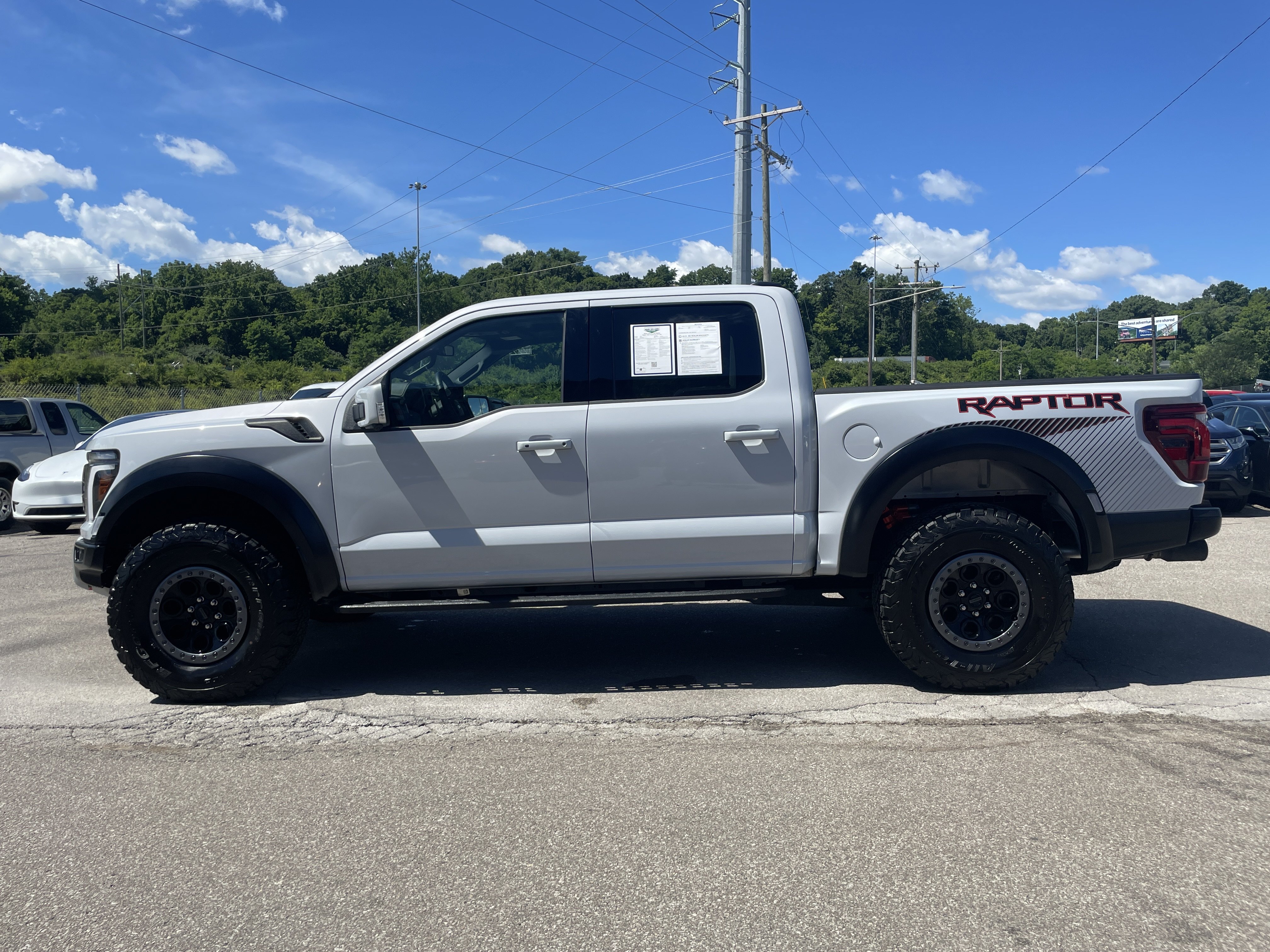 Used 2025 Ford F150 Raptor AWD/4WD image 6