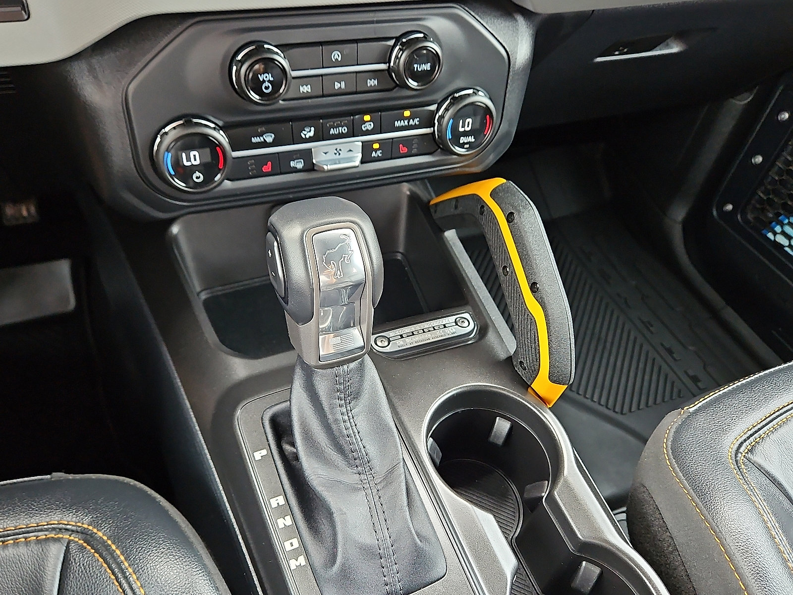 Used 2023 Ford Bronco Badlands image 13