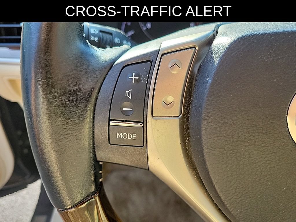 Used 2015 Lexus ES 350 w/ Luxury Package FWD image 21