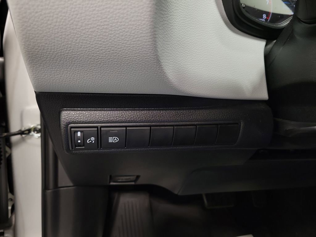 Used 2023 Toyota Corolla SE image 21