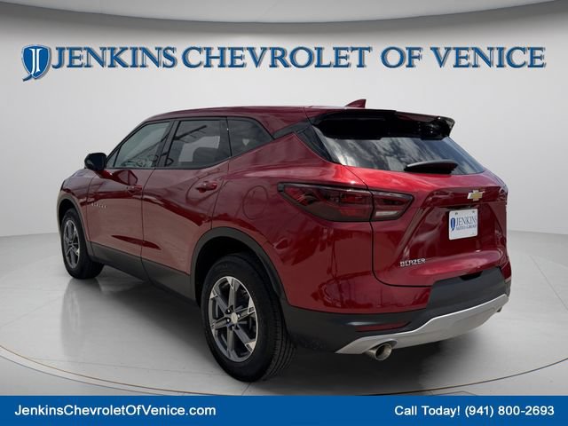 Used 2023 Chevrolet Blazer LT FWD image 7