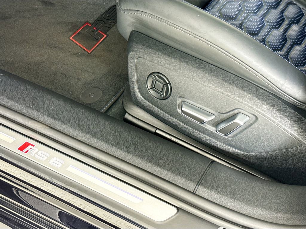 Used 2024 Audi RS 6 performance AWD/4WD image 18