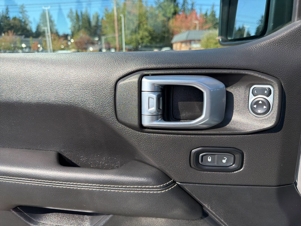 Used 2021 Jeep Wrangler Unlimited Sahara w/ Cold Weather Group image 44