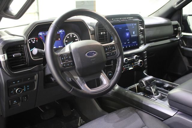 Used 2022 Ford F150 XLT w/ Equipment Group 302A High image 10