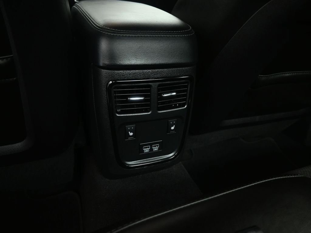 Used 2022 Dodge Charger R/T w/ Plus Group image 19