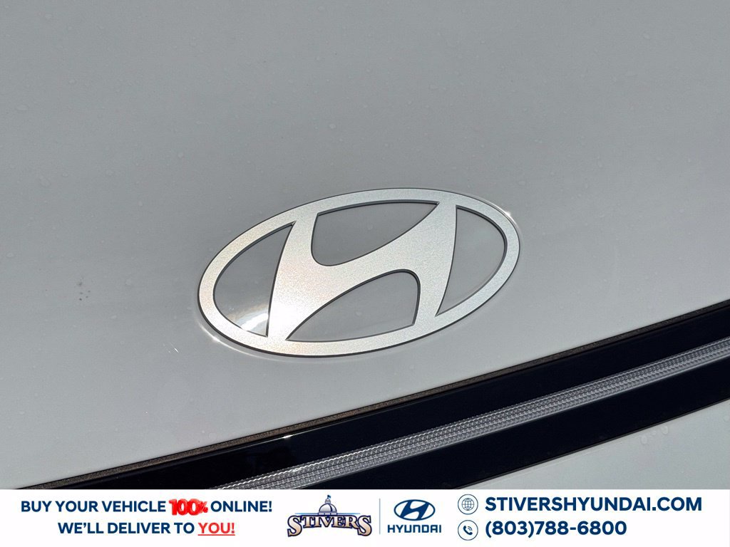 New 2027 Hyundai Kona SE FWD image 8