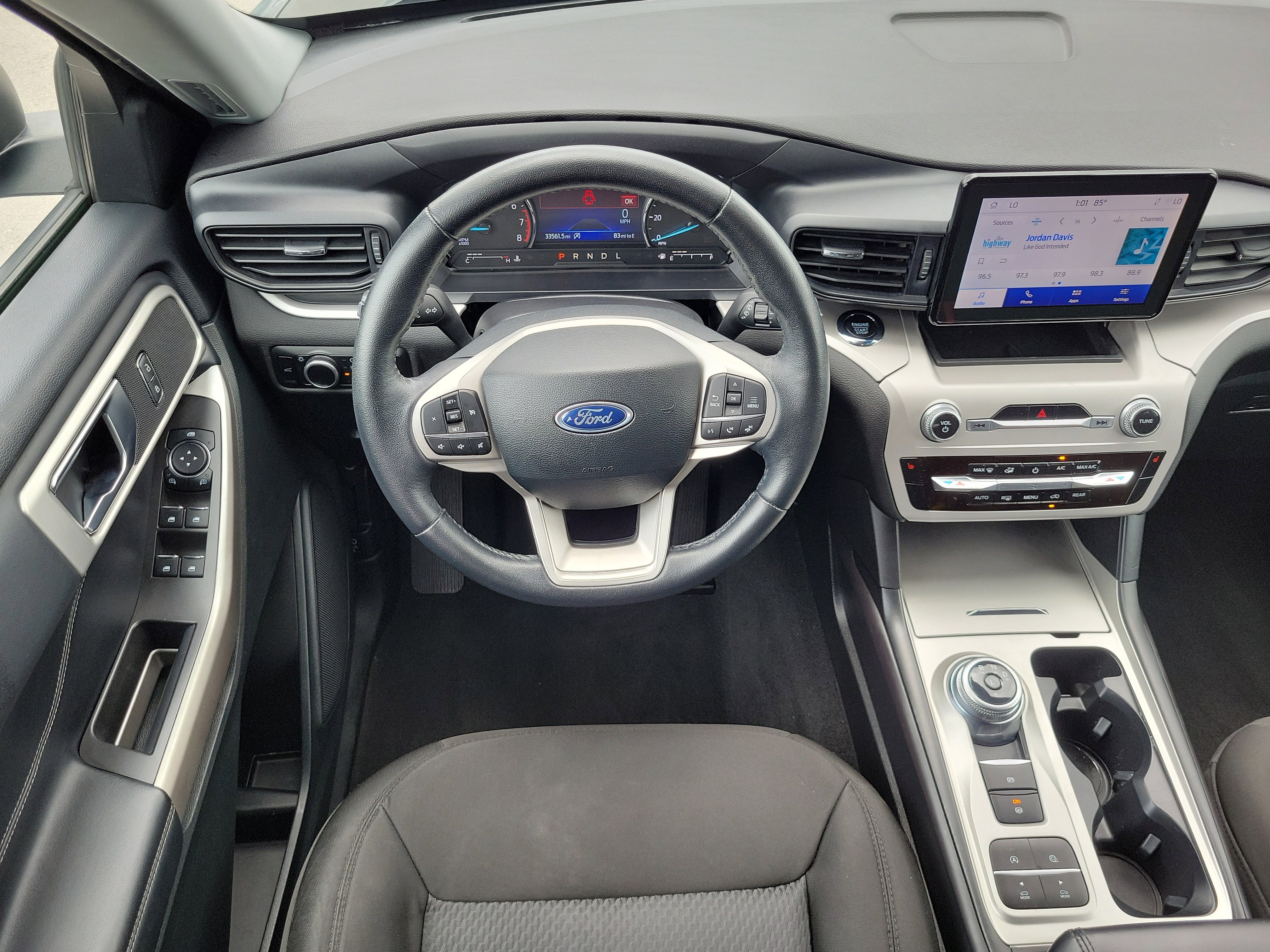 Used 2024 Ford Explorer XLT RWD image 20