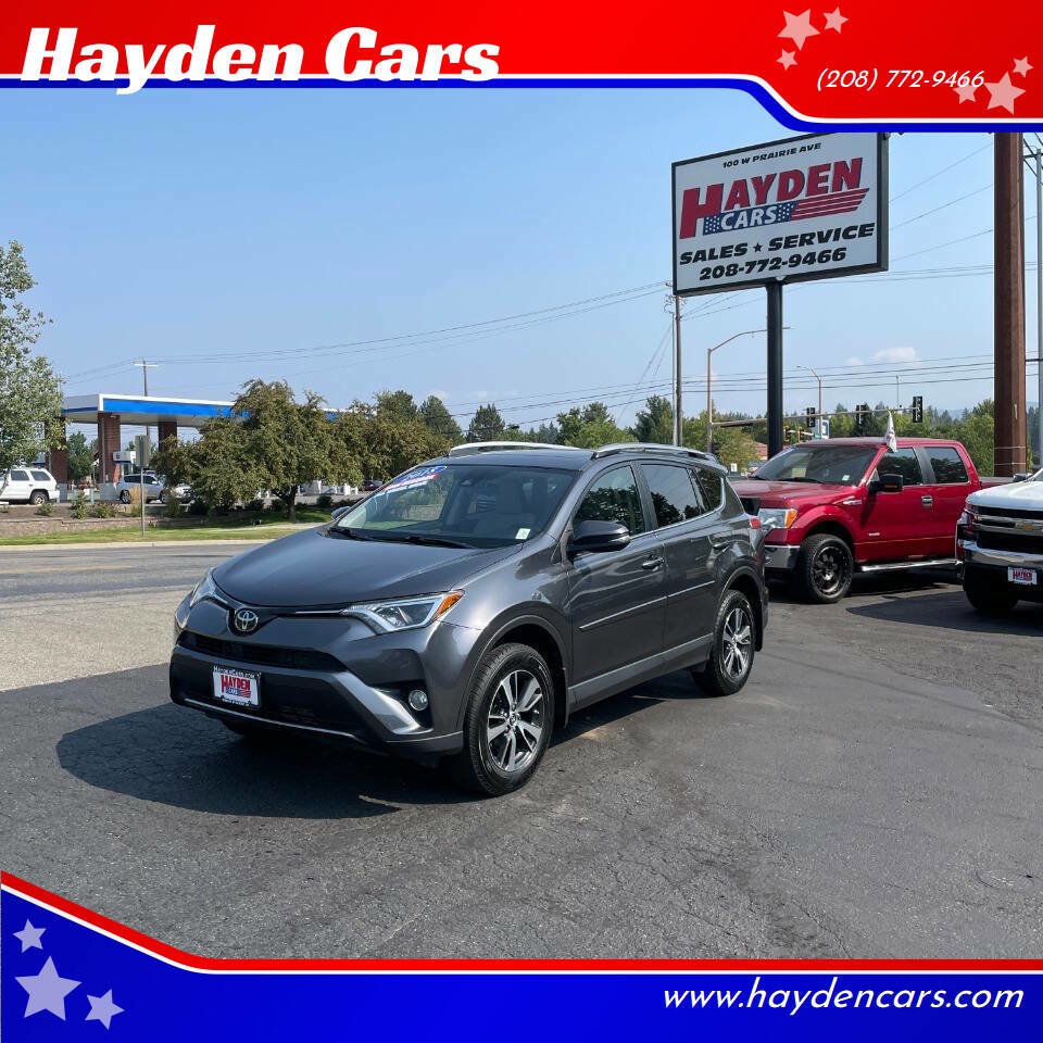 Used 2018 Toyota RAV4 XLE image 1
