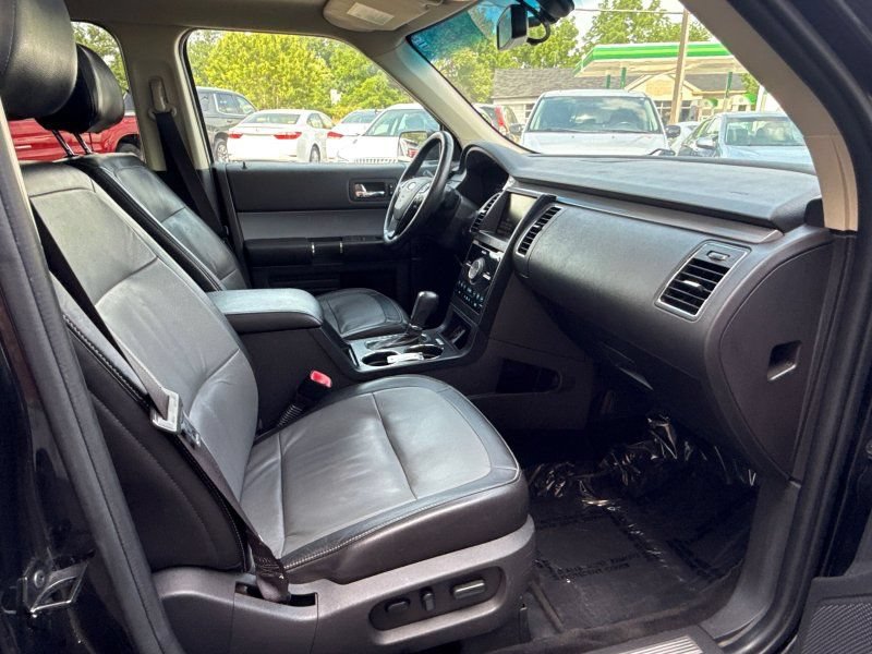 Used 2014 Ford Flex Limited w/ Equipment Group 303A AWD/4WD image 19