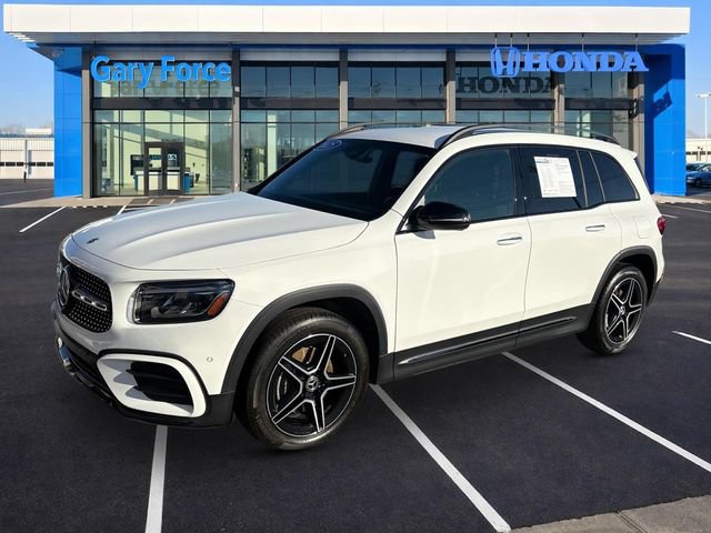 Used 2025 Mercedes-Benz GLB 250 image 4
