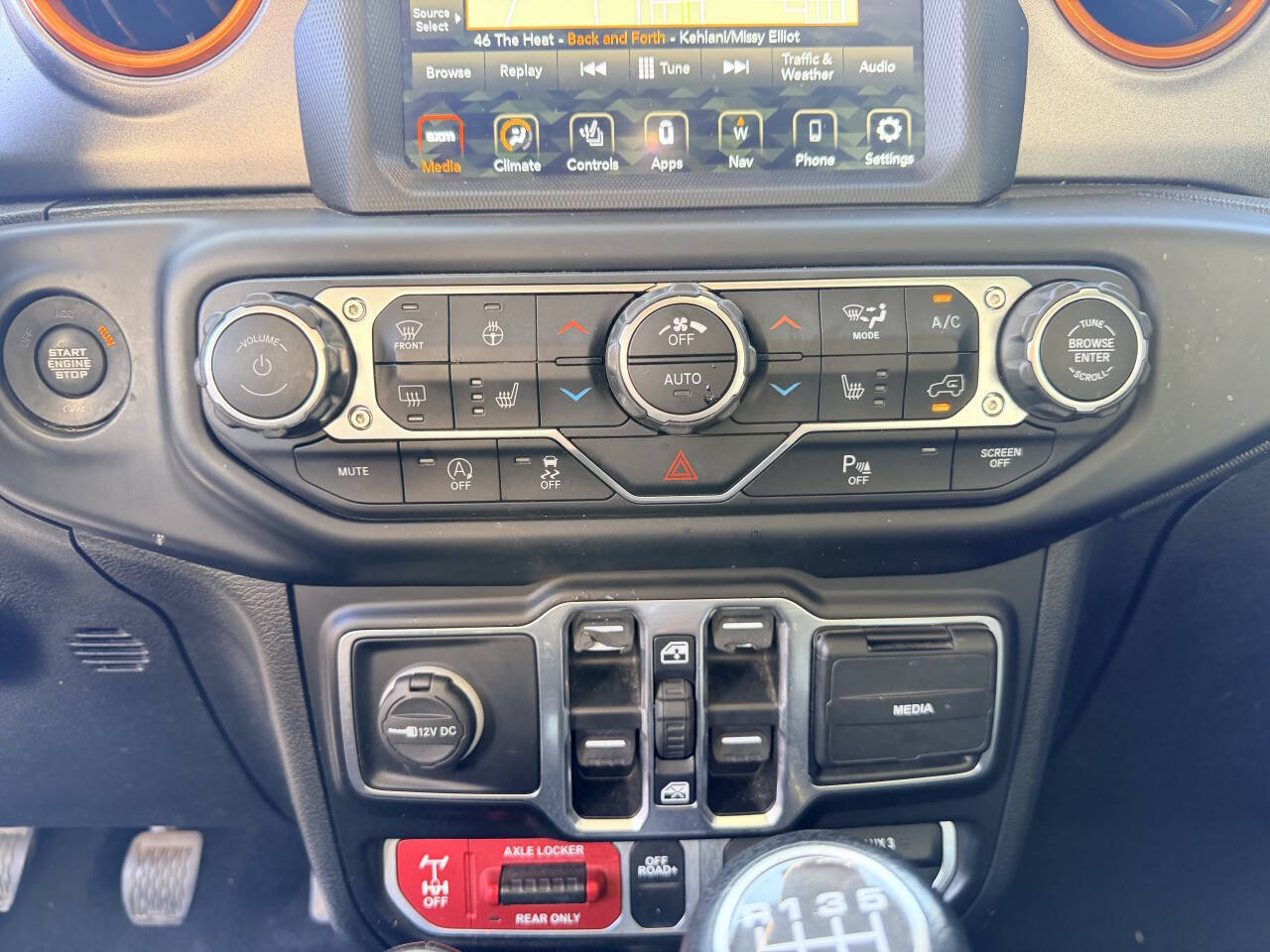 Used 2021 Jeep Gladiator Mojave AWD/4WD image 14