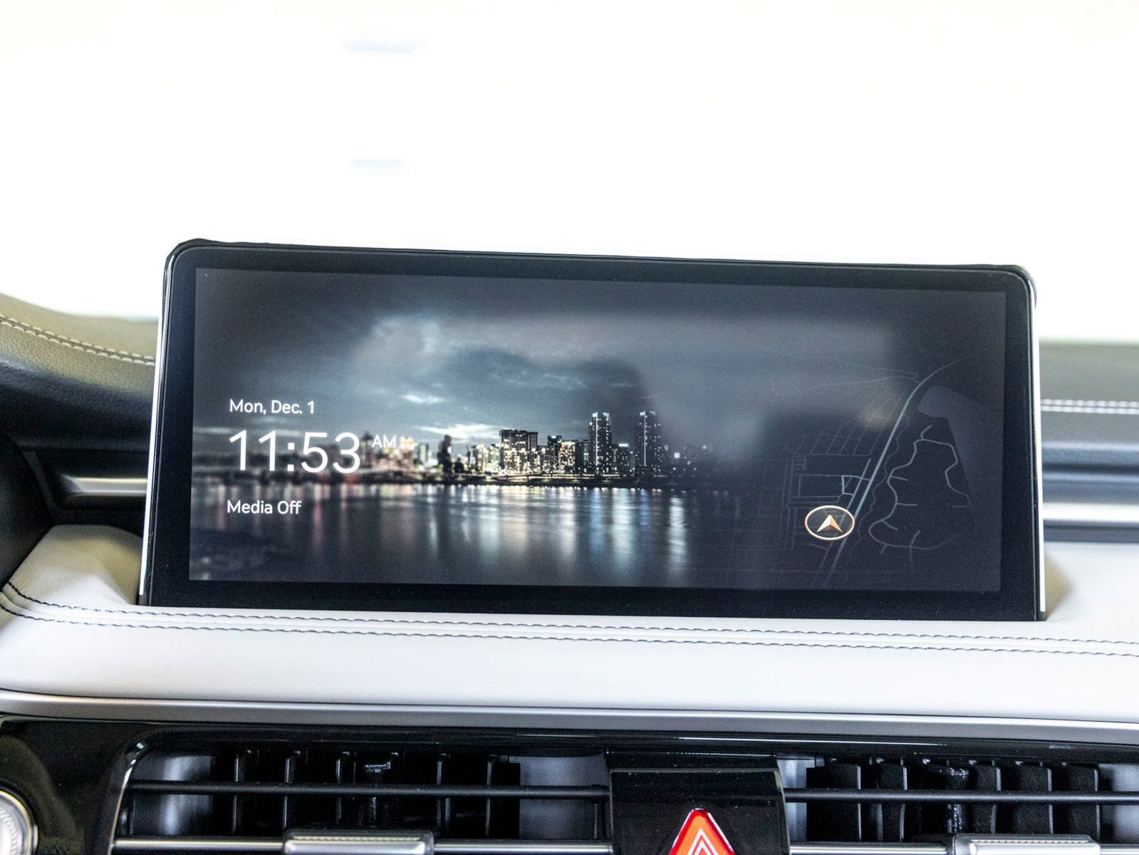 Used 2026 Genesis G70 2.5T Prestige image 12