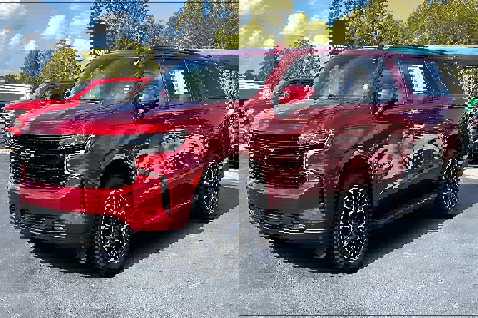 Certified 2024 Chevrolet Suburban RST w/ Luxury Package image 2