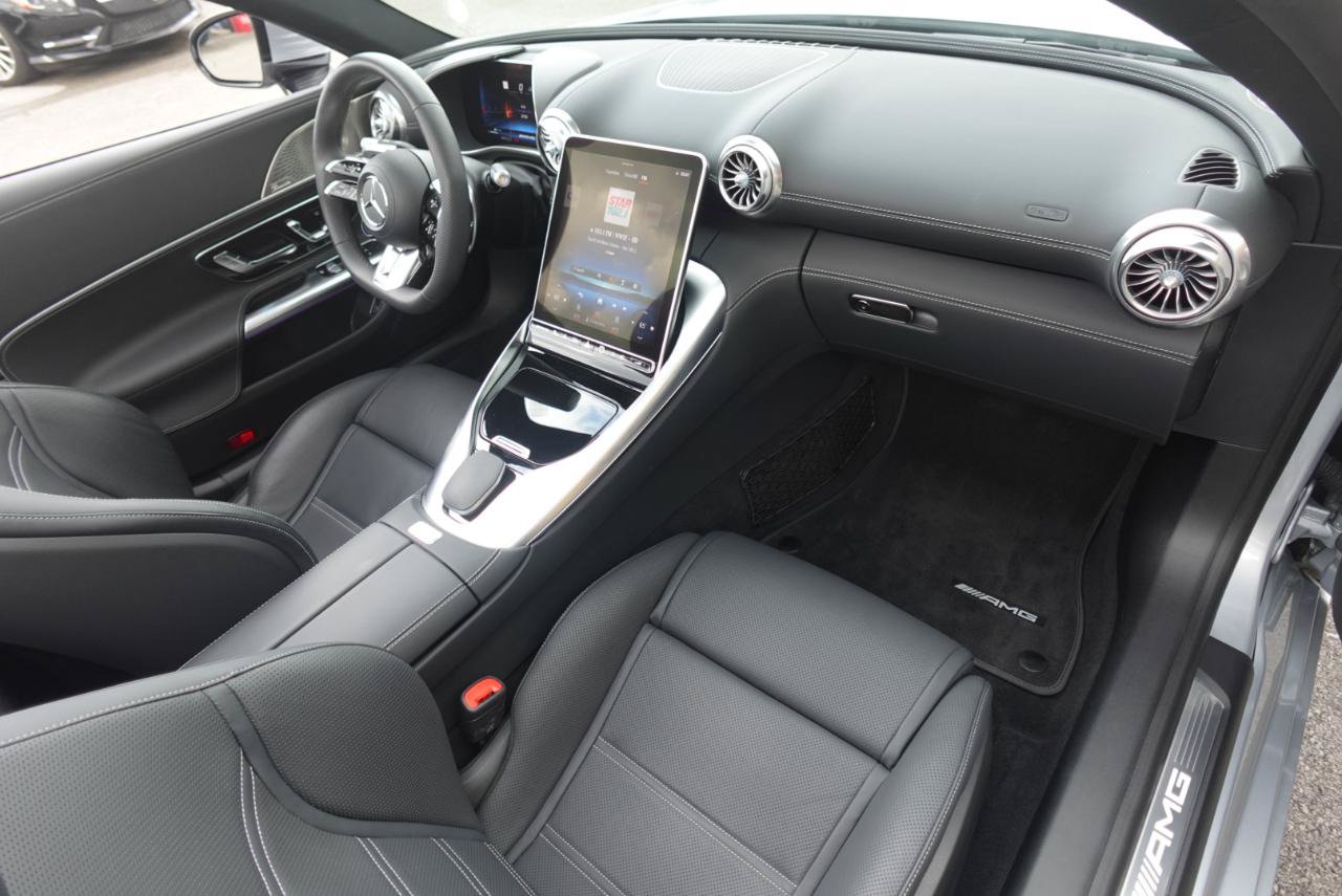 Used 2023 Mercedes-Benz SL 43 AMG image 16