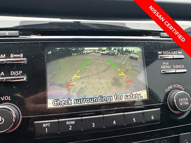 Used 2017 Nissan Rogue SV AWD/4WD image 21