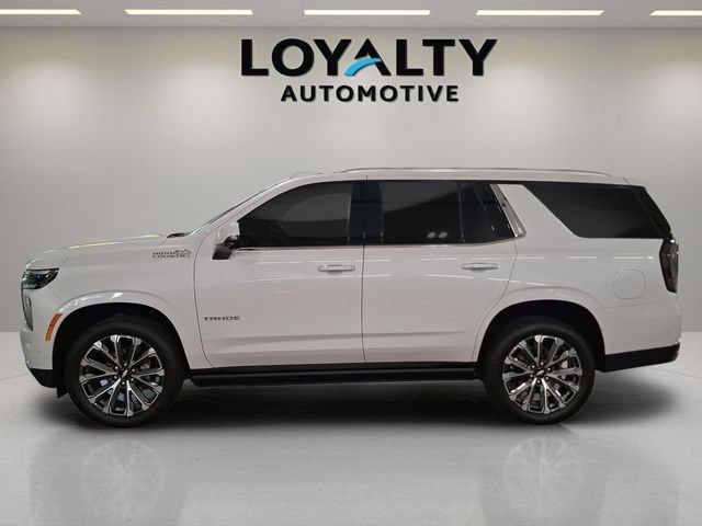 Used 2025 Chevrolet Tahoe High Country AWD/4WD image 2