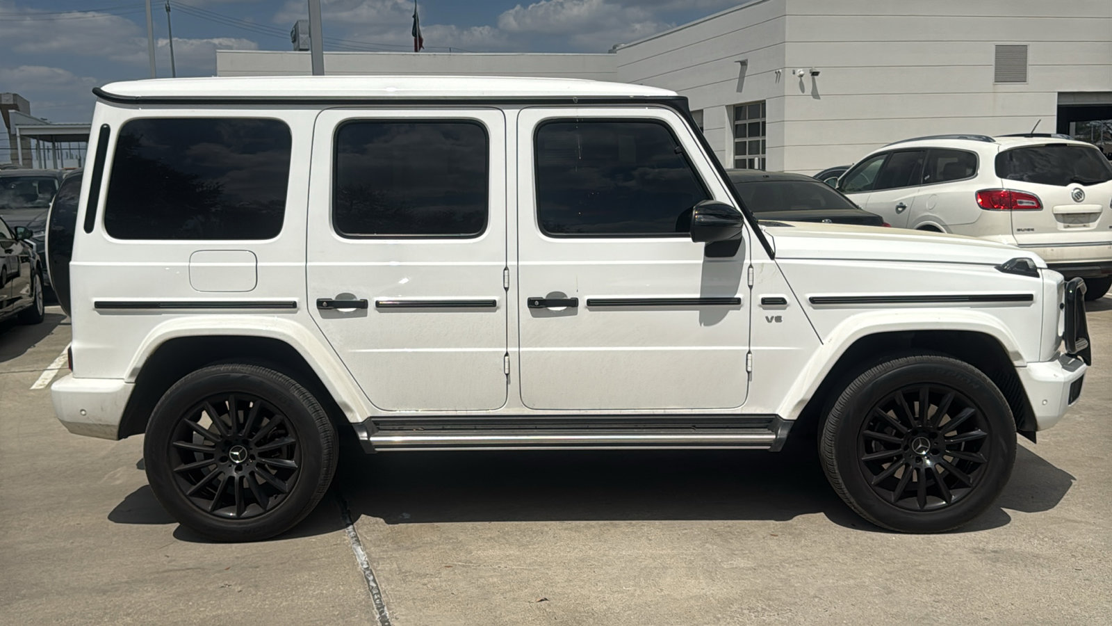 Used 2022 Mercedes-Benz G 550 image 8