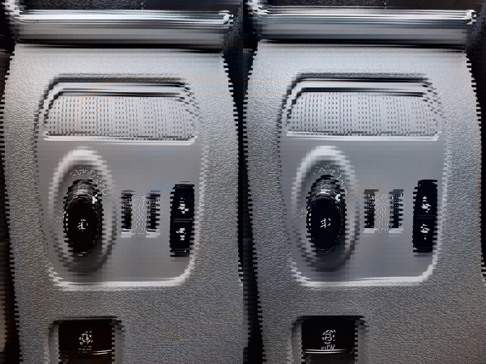 Certified 2023 Jeep Wagoneer Series III w/ Preferred Equipment Group image 15