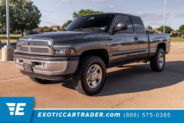 Used 2002 Dodge Ram 2500 Truck 2WD Quad Cab image 1