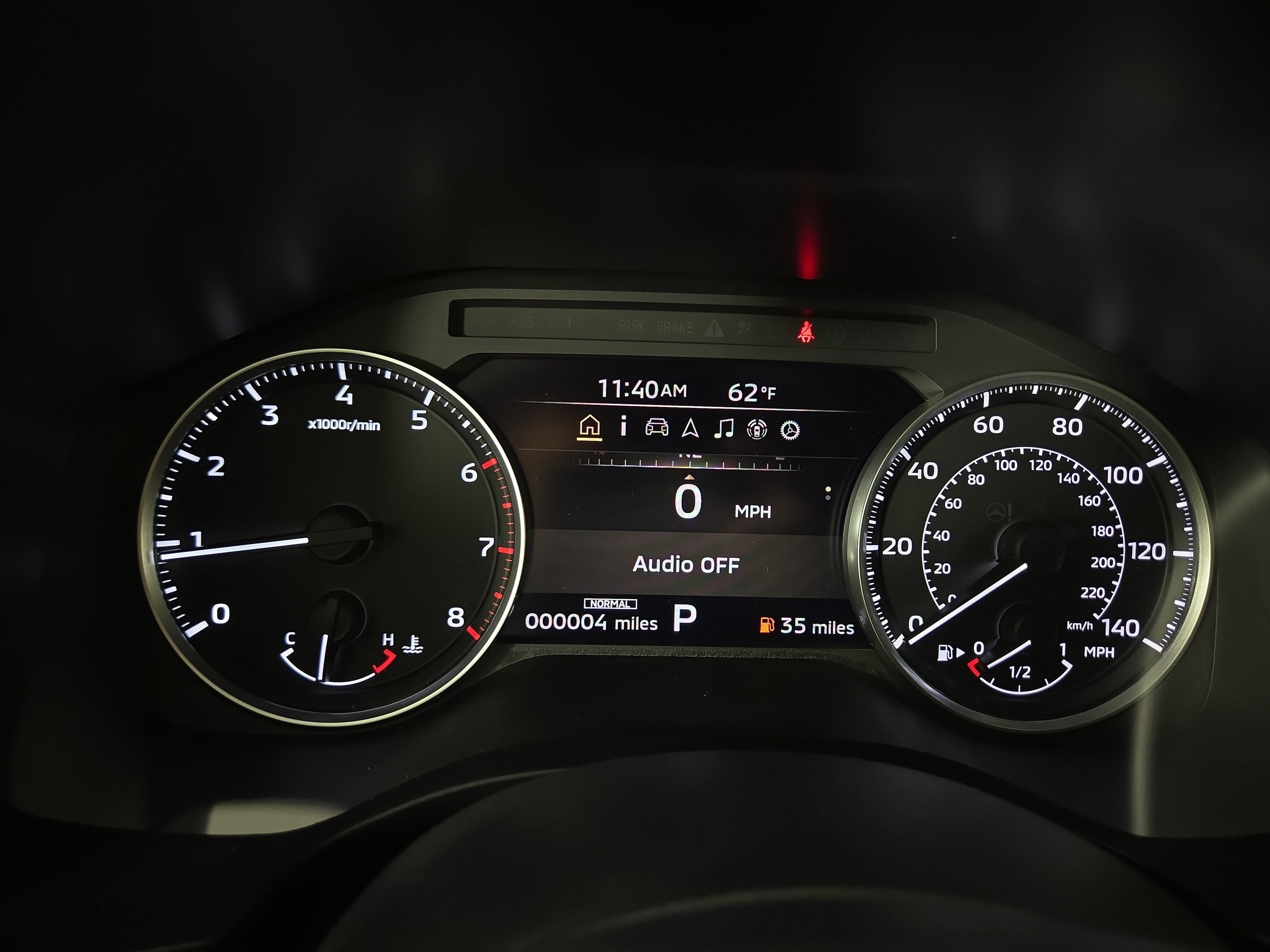 New 2026 Mitsubishi Outlander LE AWD/4WD image 17