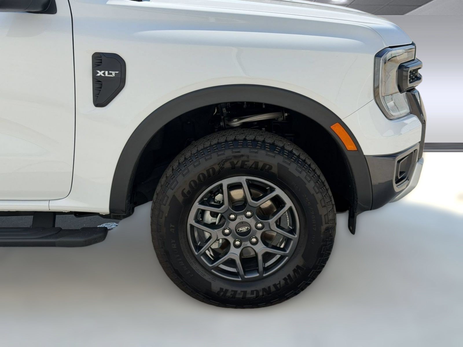 Used 2025 Ford Ranger XLT w/ Equipment Group 301A High AWD/4WD image 13