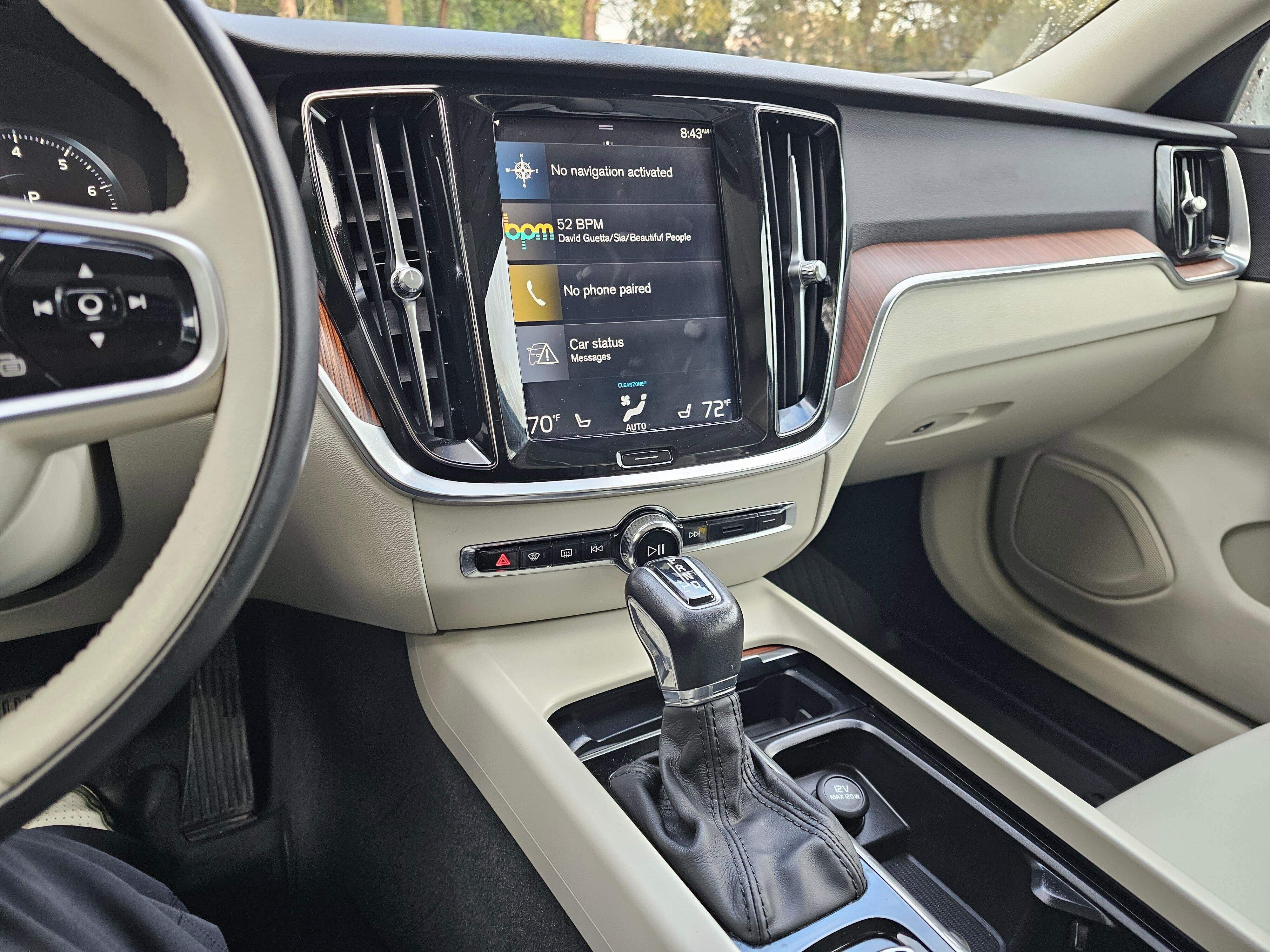 Used 2020 Volvo S60 T5 Momentum FWD image 27