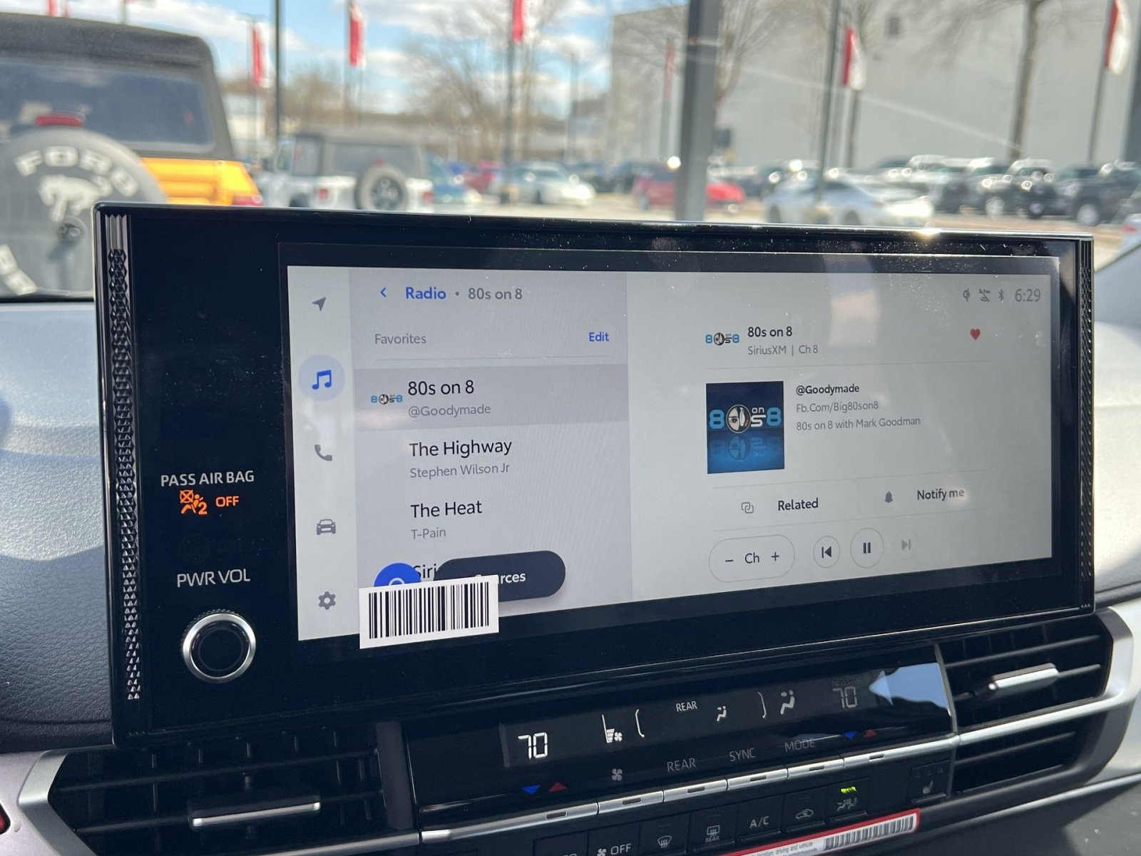 New 2026 Toyota Sienna XLE image 13