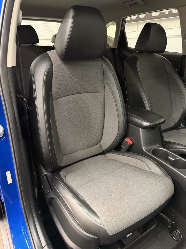 Used 2022 Kia Seltos Nightfall Edition AWD/4WD image 36
