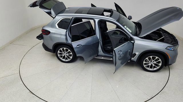 Used 2024 BMW X5 sDrive40i image 89