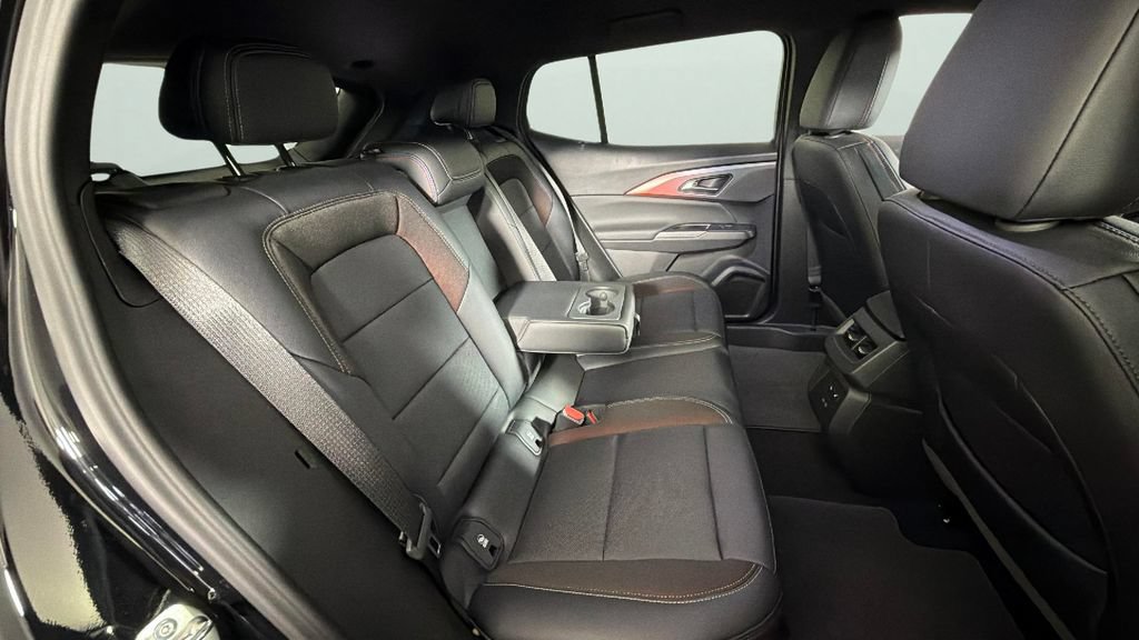 Certified 2026 Chevrolet Equinox EV RS w/ Convenience Package II AWD/4WD image 30