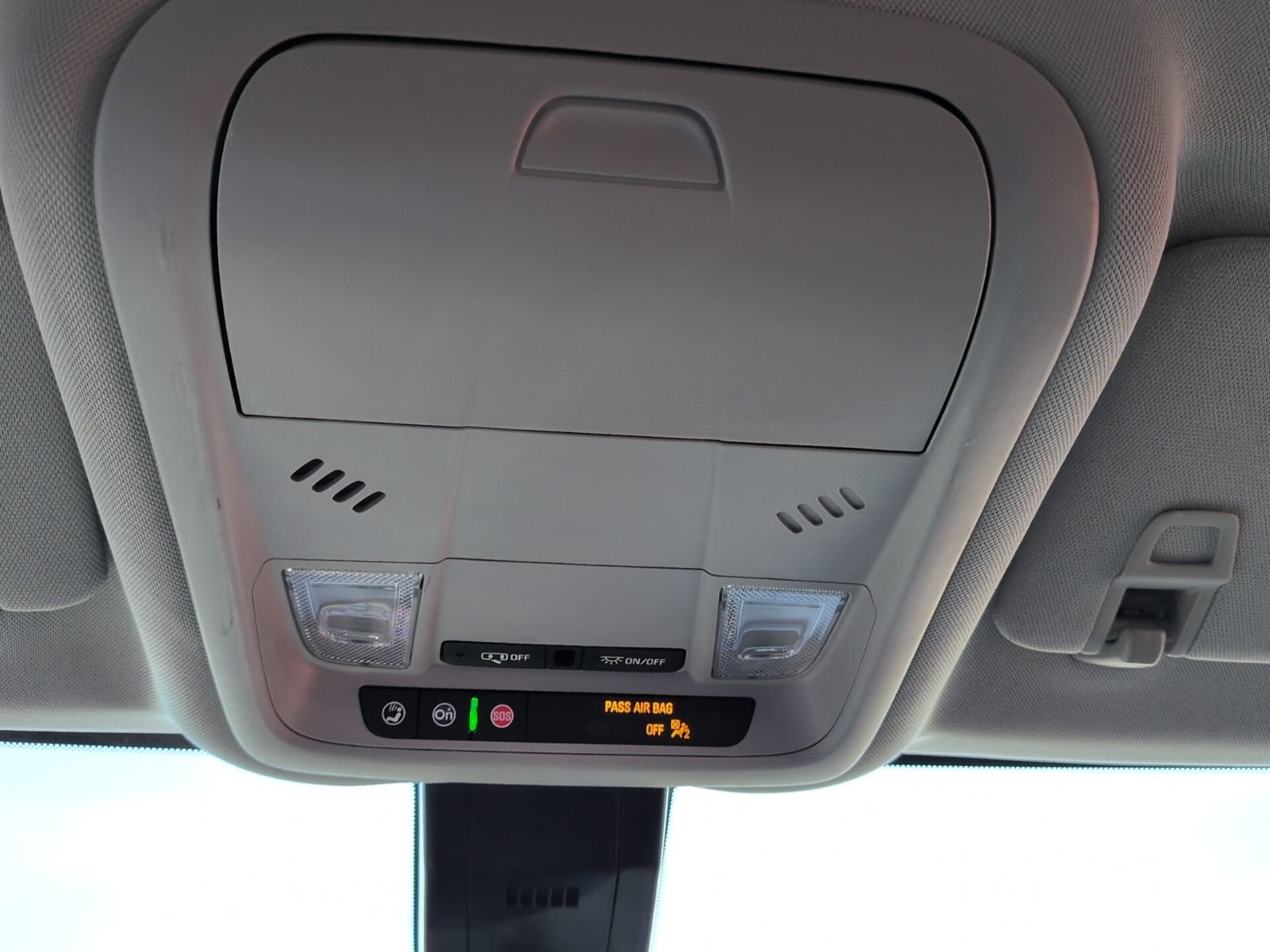 Used 2024 Chevrolet Equinox LT image 32