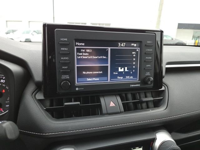 Used 2022 Toyota RAV4 LE image 14