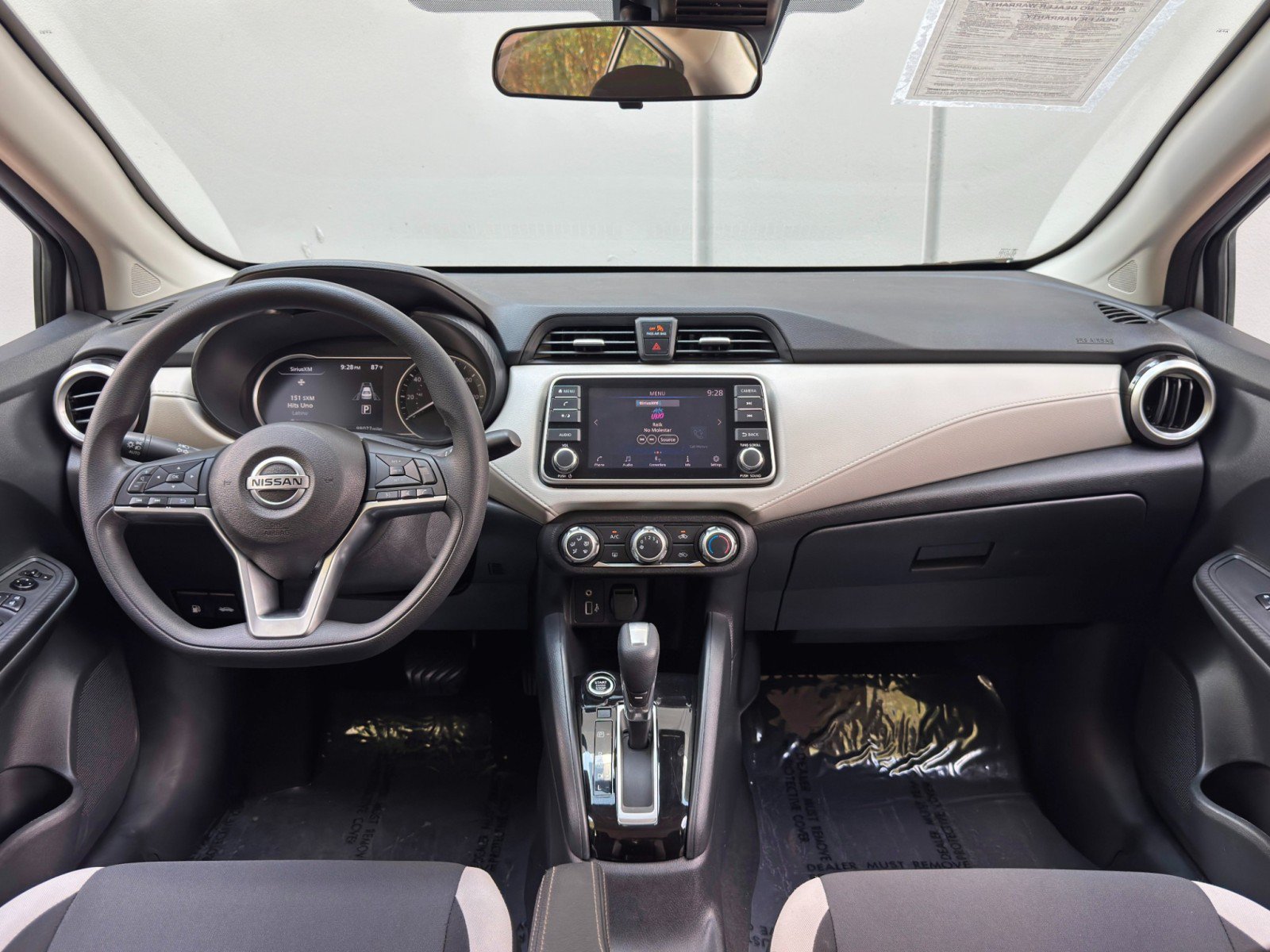 Used 2021 Nissan Versa SV FWD image 11