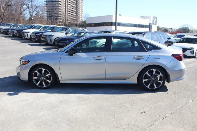 Used 2025 Honda Civic Sport Touring image 4