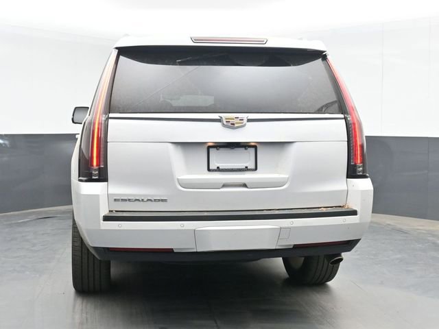 Used 2020 Cadillac Escalade Premium Luxury AWD/4WD image 9