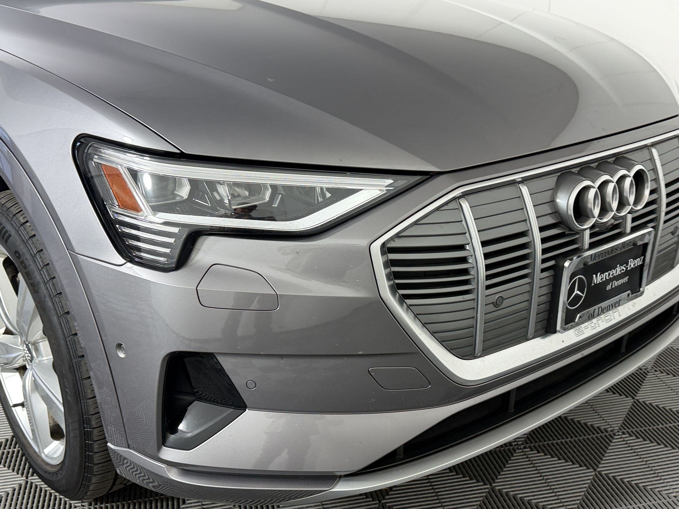 Used 2019 Audi e-tron Premium Plus AWD/4WD image 12