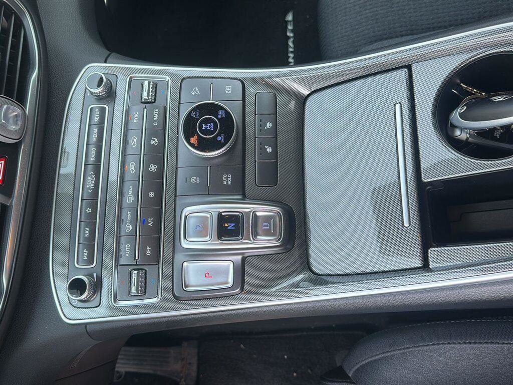 Certified 2023 Hyundai Santa Fe SEL AWD/4WD image 16