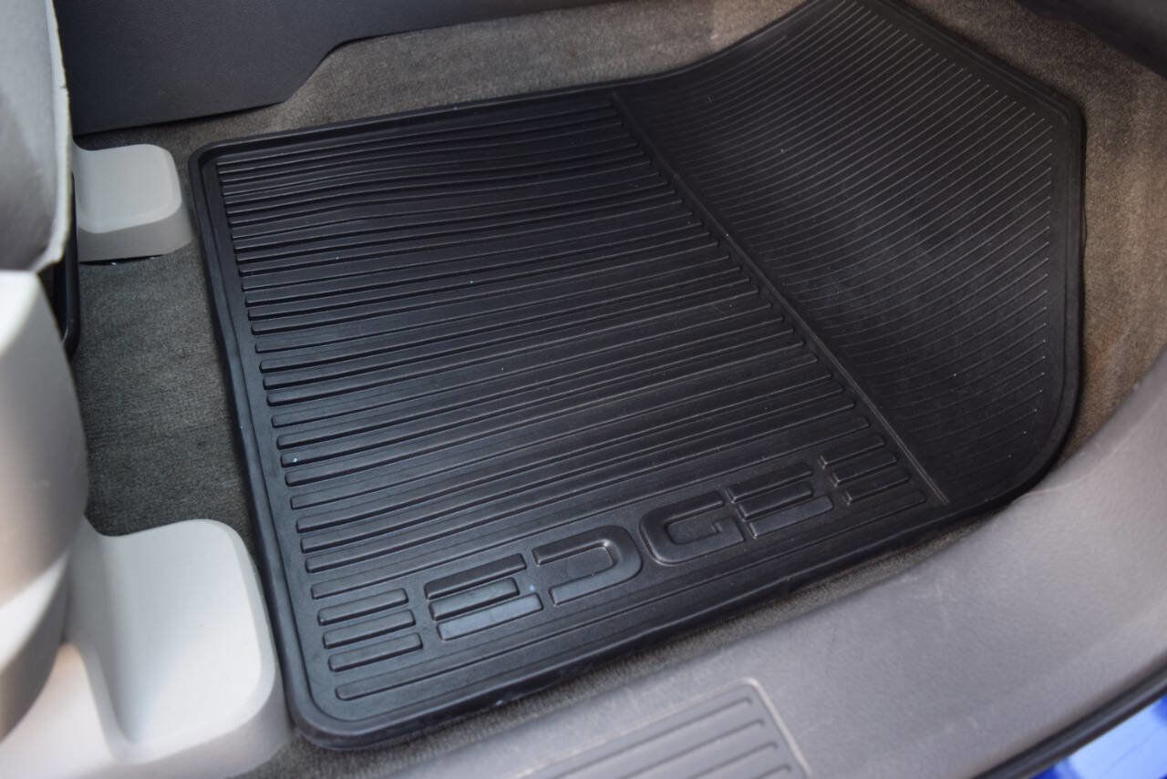 Used 2013 Ford Edge SE image 32