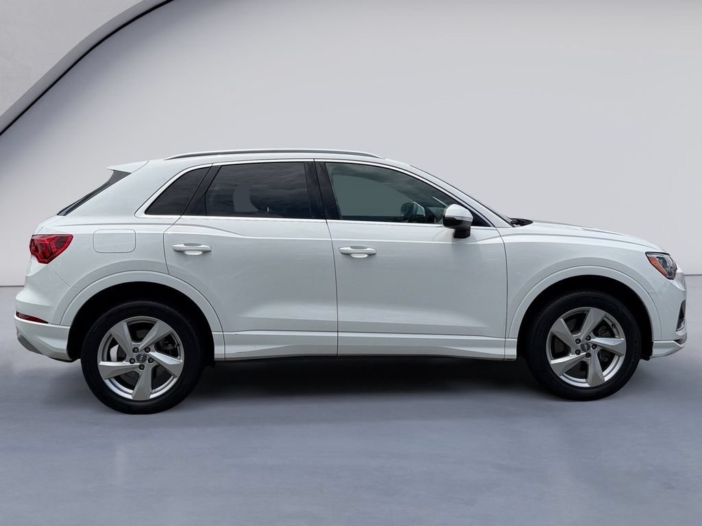 Used 2019 Audi Q3 2.0T Premium w/ Convenience Package AWD/4WD image 6